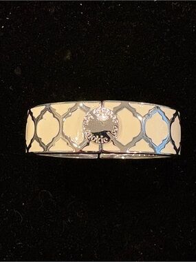 Cookie Lee Cream and Silver Lattice Enamel Bangle Bracelet Vintage 90’s